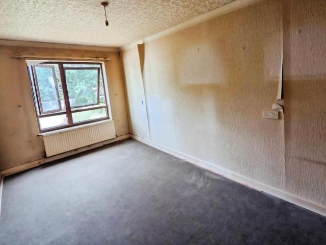Flat for sale in Feckenham, City Of Bristol