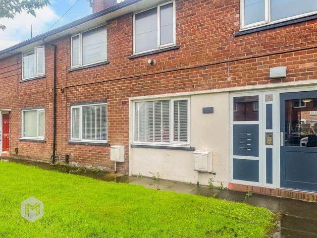 Flat for sale in Lee Bank, Greater Manchester