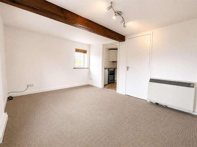 Flat for sale in Barholm, Lincolnshire