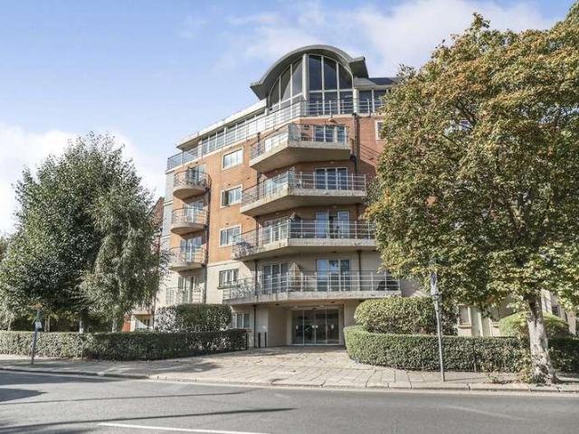 Flat for sale in London Borough of Hillingdon, Greater London
