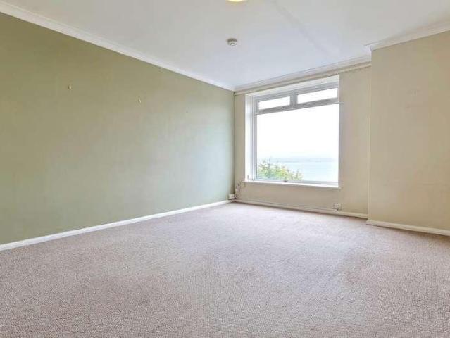 Flat for sale in Brixham