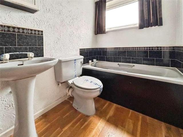 Flat for sale in Earlham Rise, East Bank
