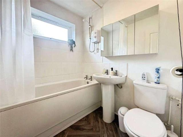 Flat for sale in Reading West, Reading