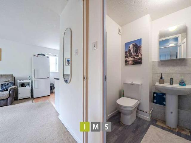 Flat for sale in Langford Village, Evershot