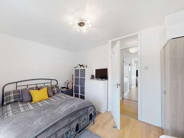 Flat for sale in London Borough of Hillingdon, Greater London