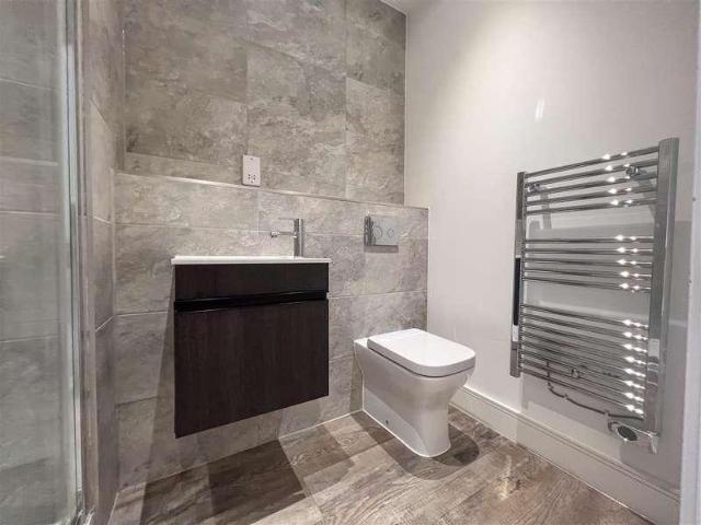 Flat for sale in West Midlands