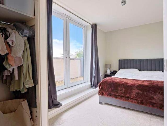 Flat for sale in Greater London