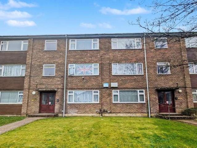 Flat for sale in Itchen, City Of Southampton