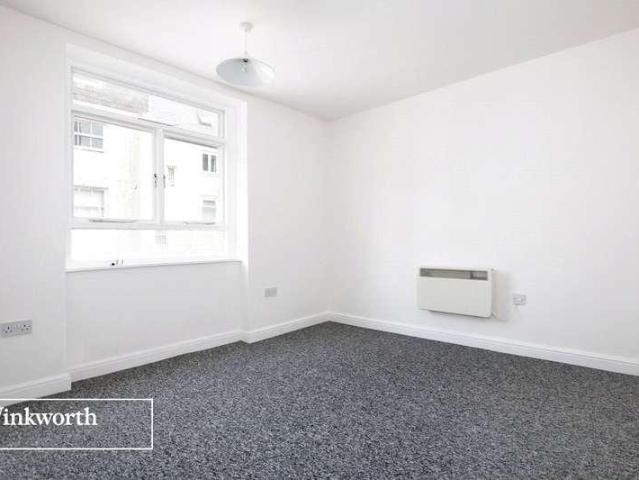 Flat for sale in Kemptown, Brighton & Hove