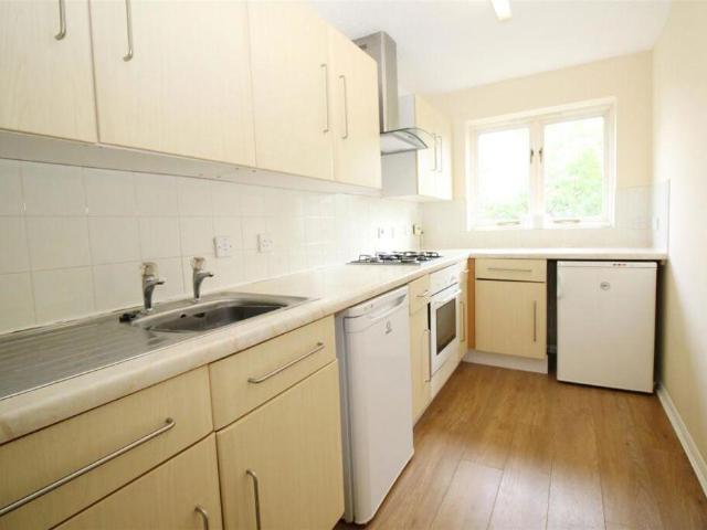 Flat for sale in Glynde, West Sussex