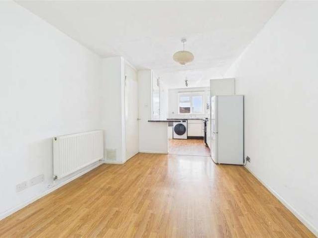 Flat for sale in Greenbank, Feckenham