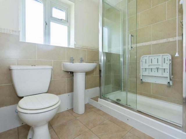 Flat for sale in Solihull, Kineton Green