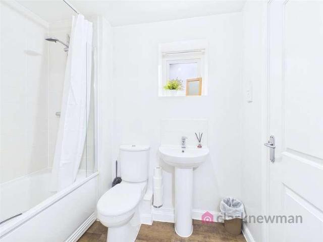 Flat for sale in Burnt Mill, Harlow