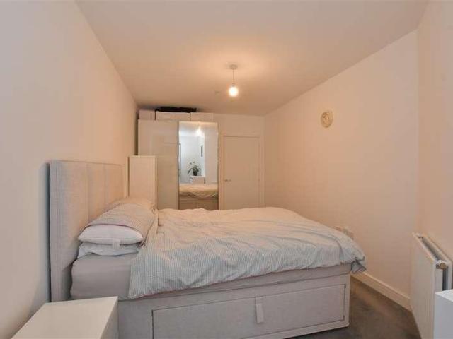 Flat for sale in Greater London