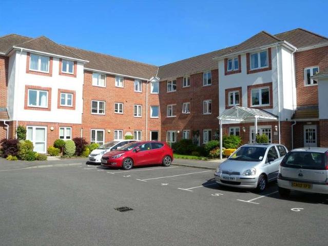 Flat for sale in West Moors