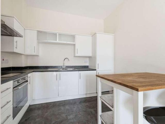 Flat for sale in Black Bourton, Oxfordshire