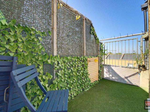 Flat for sale in London Borough of Hounslow, Greater London