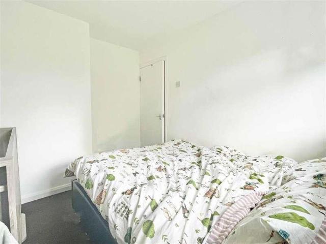 Flat for sale in Melbourne, Chelmsford