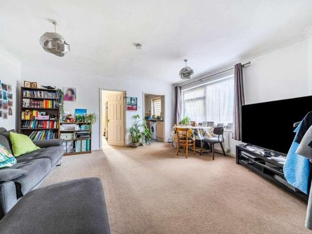 Flat for sale in Redhill, Reigate and Banstead