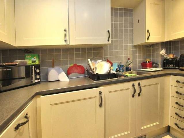 Flat for sale in Horsell, Woking