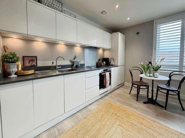 Flat for sale in Bracknell