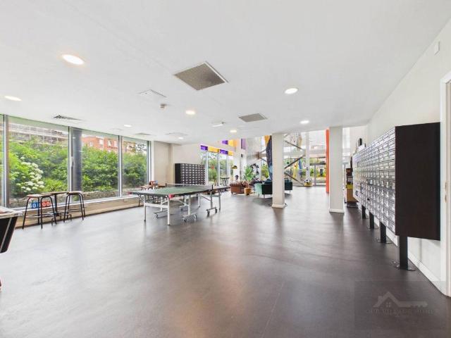 Flat for sale in Islington, Calderstones