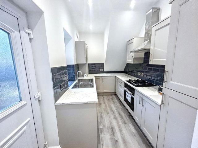 Flat for sale in Killingworth