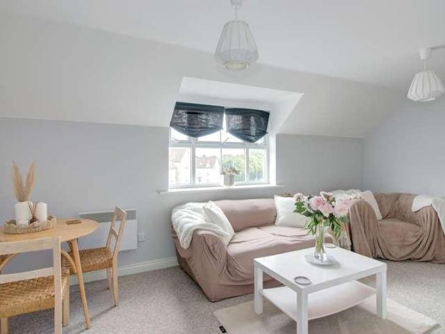 Flat for sale in Corsham