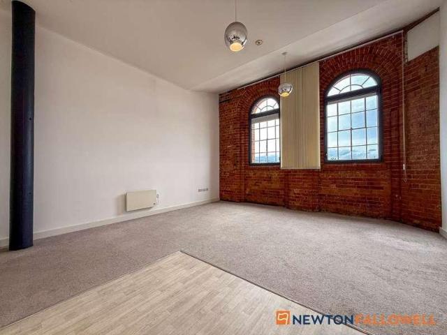 Flat for sale in Alverton, East Midlands