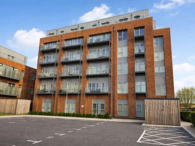 Flat for sale in Fretherne, Hertfordshire
