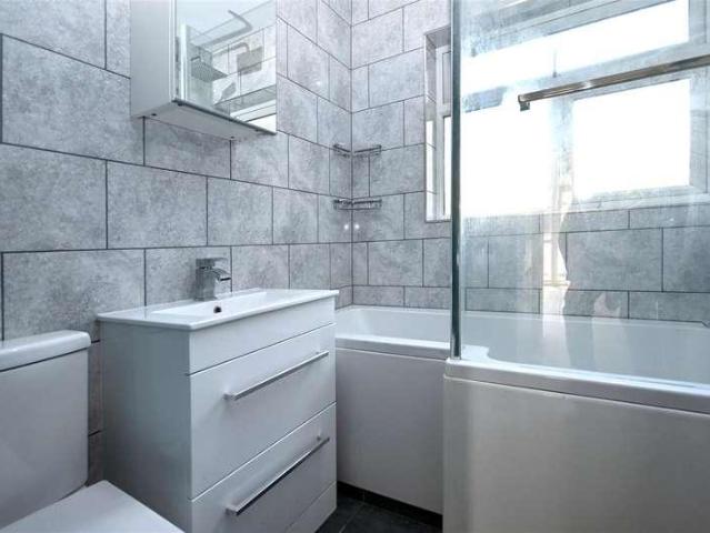 Flat for sale in Upperton, Eastbourne