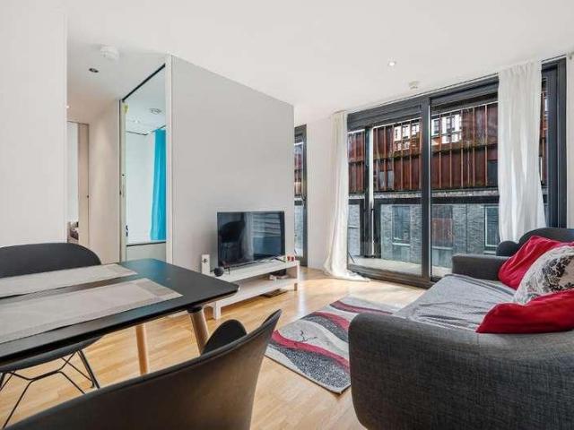 Flat for sale in Hulme, Georgia