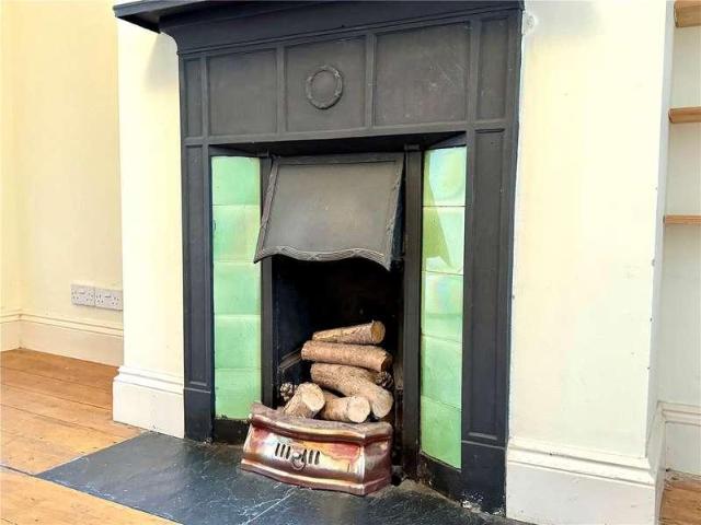 Flat for sale in Salisbury, Wiltshire