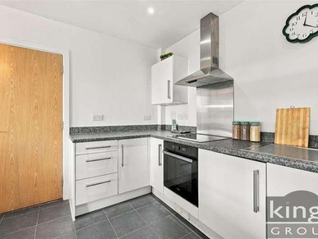 Flat for sale in Tottenham Hale, Greater London