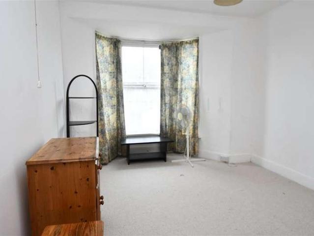 Flat for sale in Falmouth, Cornwall