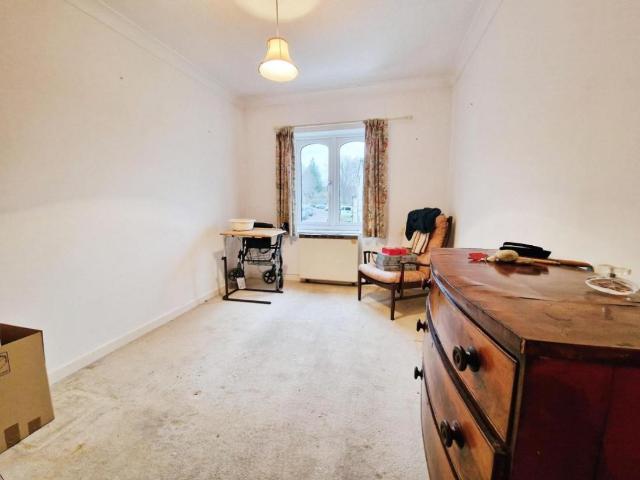 Flat for sale in Stroud, School House