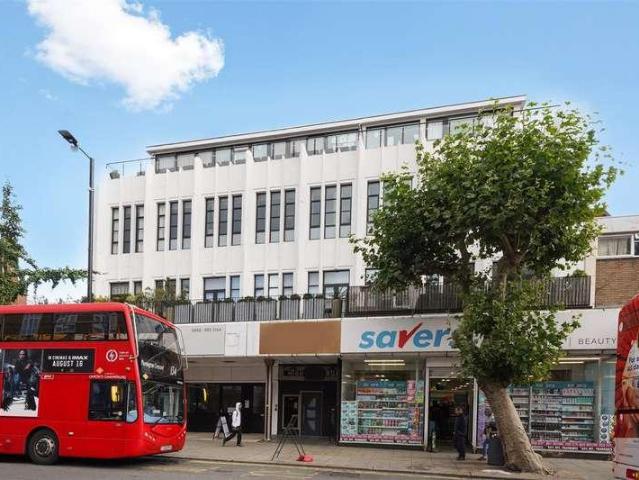 Flat for sale in London Borough of Barnet, Greater London
