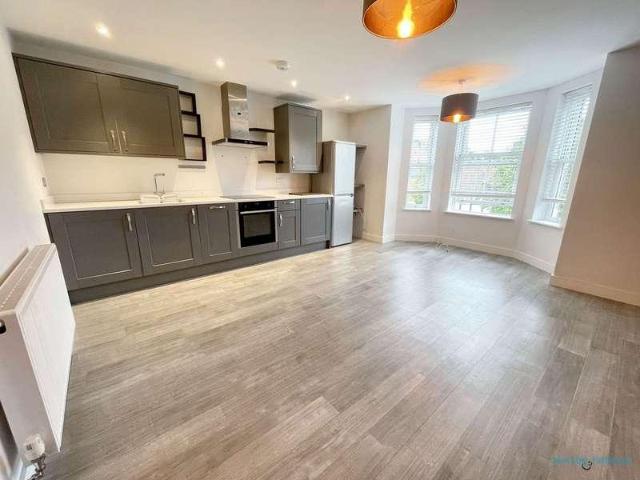 Flat for sale in Alderminster, Warwickshire