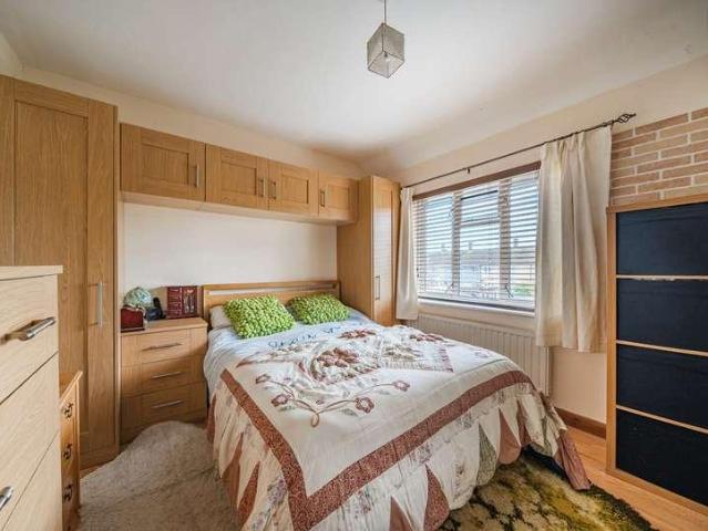 Flat for sale in Longwell Green, Cadbury Heath