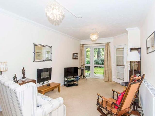Flat for sale in Market Harborough, Harborough