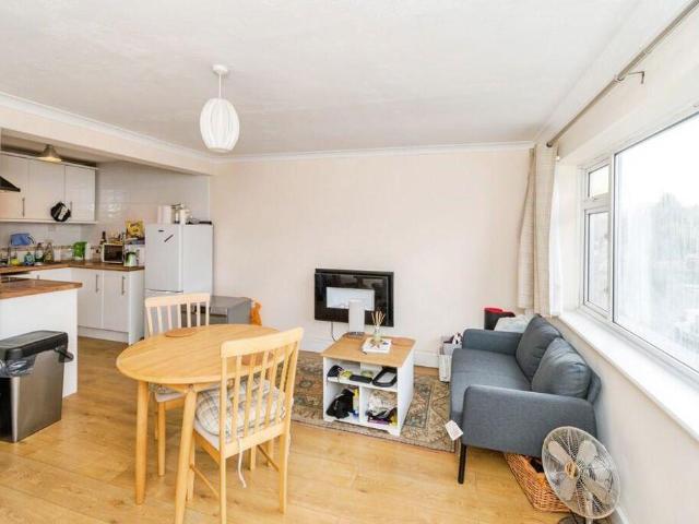 Flat for sale in Portswood Park, City Of Southampton