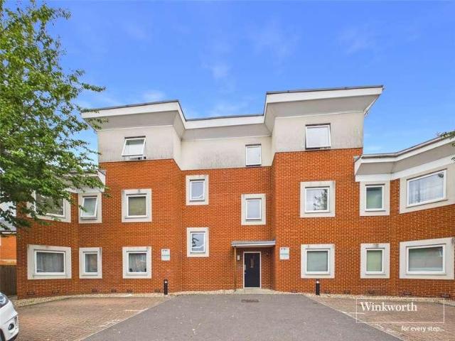 Flat for sale in Whitley, Reading