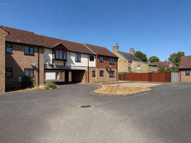 Flat for sale in Barway, Cambridgeshire