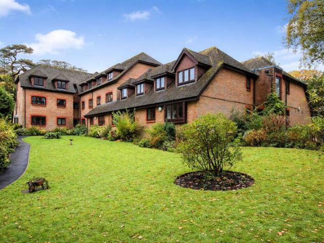 Flat for sale in Hythe and Dibden, Ashurst Bridge