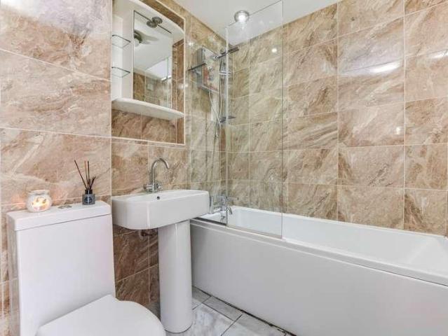 Flat for sale in Enfield Island Village, Greater London