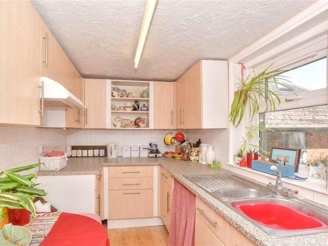 Flat for sale in Binstead, Ryde