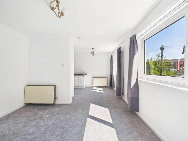 Flat for sale in Salford, Greater Manchester