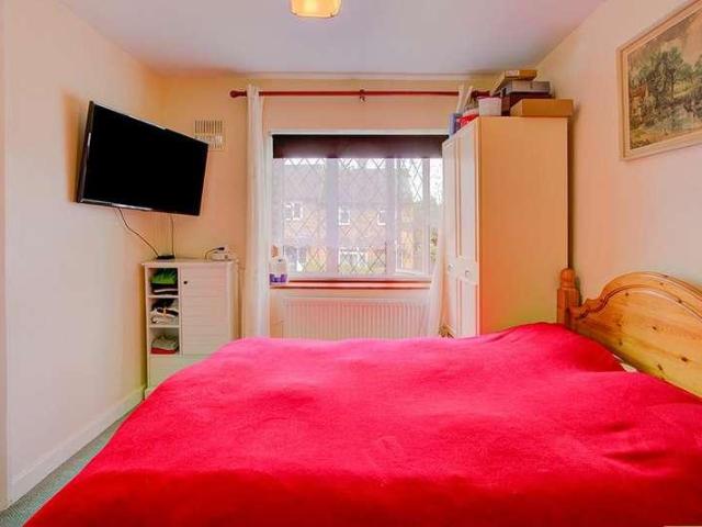 Flat for sale in Epping, Essex