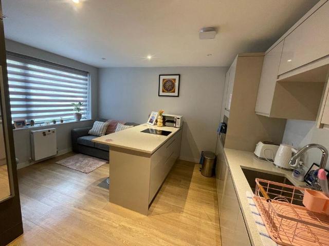 Flat for sale in Wooburn, Berghers Hill