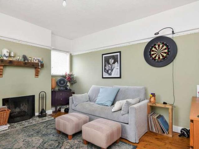 Flat for sale in North Shoebury, Alton Barnes